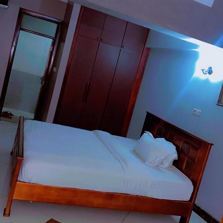Super Paradise Hotel Кампала Экстерьер фото